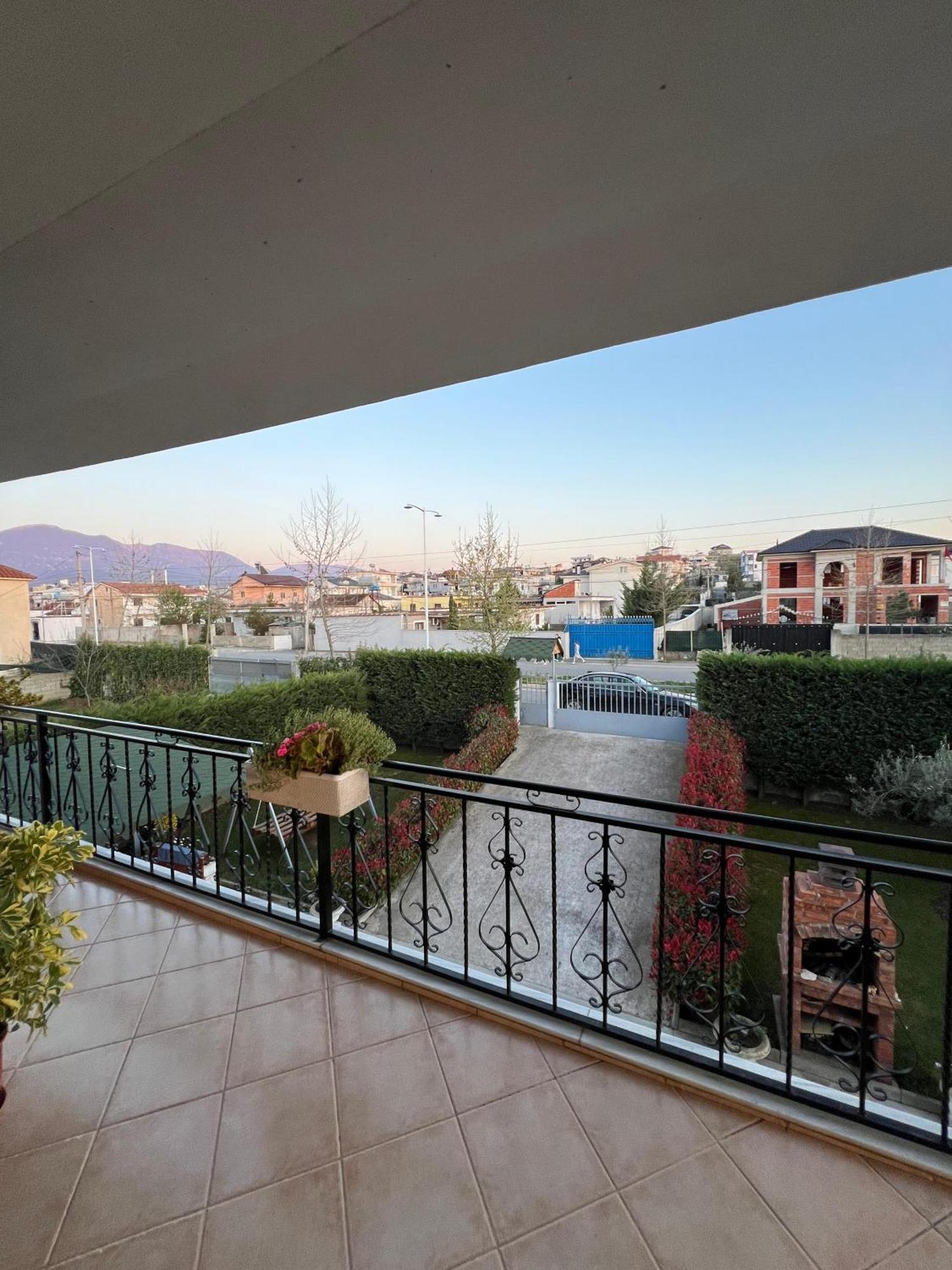 Villa Cerpja Kamez Kültér fotó
